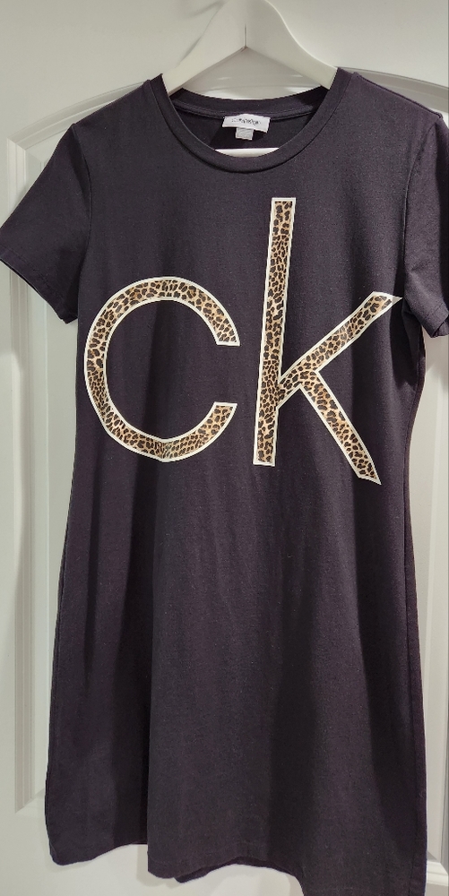 Calvin Klein T- Shirt Dress